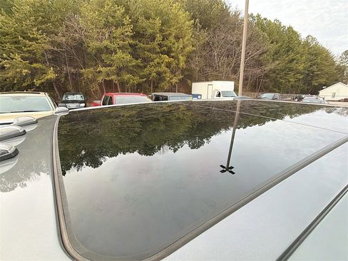 Used 2024 Ford F250 Lariat w/ Lariat Ultimate Package image 23