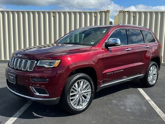 Used 2017 Jeep Grand Cherokee Summit image 1