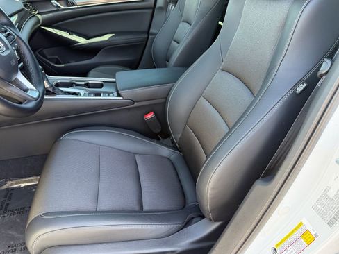 Used 2022 Honda Accord Sport image 22