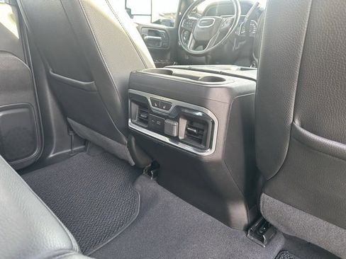 Used 2020 GMC Sierra 3500 Denali image 20