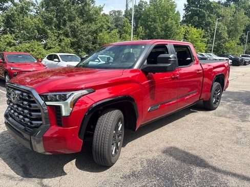 Used 2025 Toyota Tundra Platinum AWD/4WD image 1