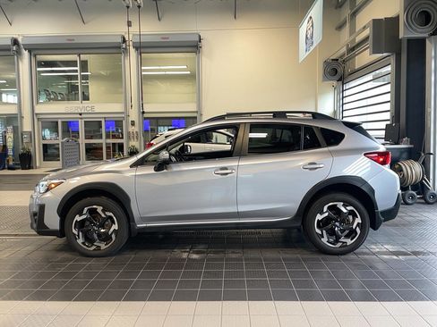 Used 2022 Subaru Crosstrek 2.5i Limited w/ Moonroof Package 2 AWD/4WD image 4
