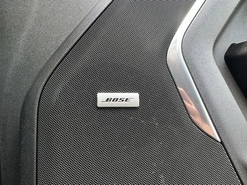 Used 2023 GMC Yukon AT4 w/ Technology Package AWD/4WD image 11