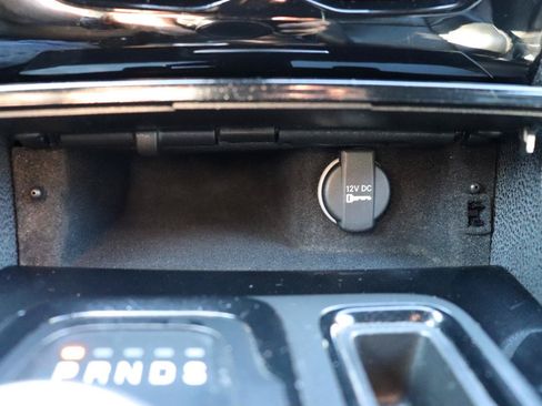 Used 2022 Chrysler 300 S w/ Comfort Group RWD image 42