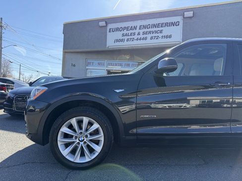 Used 2017 BMW X3 xDrive28i image 11