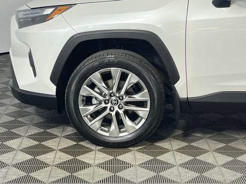 Used 2024 Toyota RAV4 Limited image 12