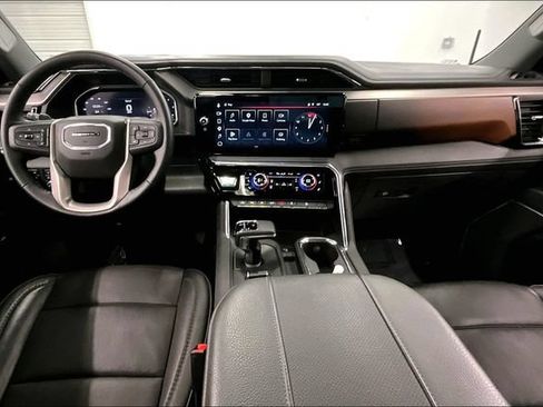 Used 2025 GMC Sierra 1500 Denali w/ Denali Reserve Package AWD/4WD image 19