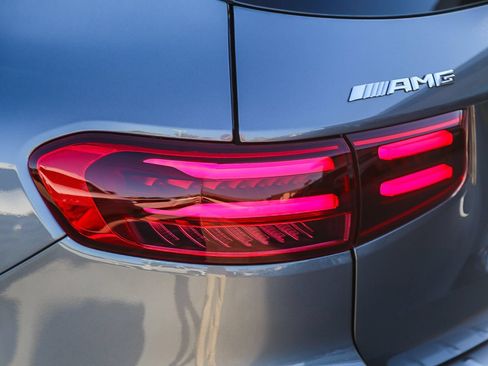 New 2026 Mercedes-Benz GLB 35 AMG 4MATIC image 8