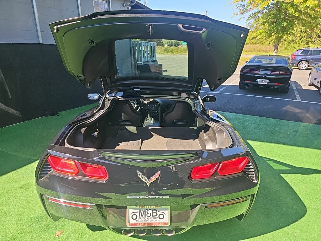 Used 2017 Chevrolet Corvette Stingray Coupe w/ 1LT RWD image 37