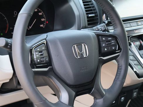 Certified 2026 Honda Odyssey Elite image 20