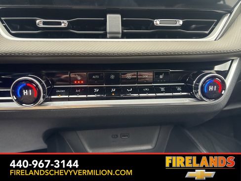 New 2026 Chevrolet Equinox LT w/ Convenience Package II image 5