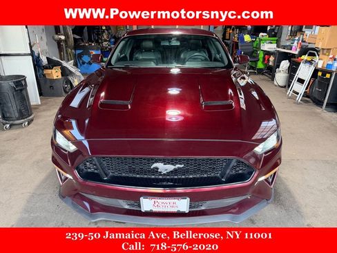 Used 2018 Ford Mustang GT Premium image 2