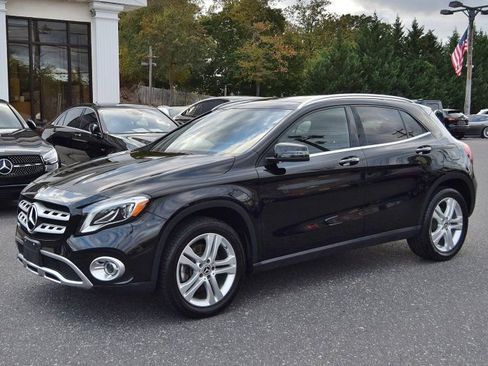 Used 2020 Mercedes-Benz GLA 250 4MATIC image 2
