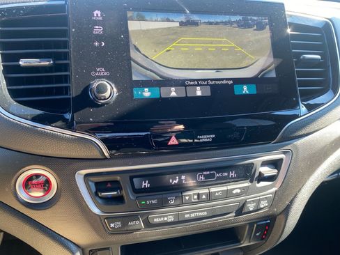 Certified 2023 Honda Passport TrailSport image 22