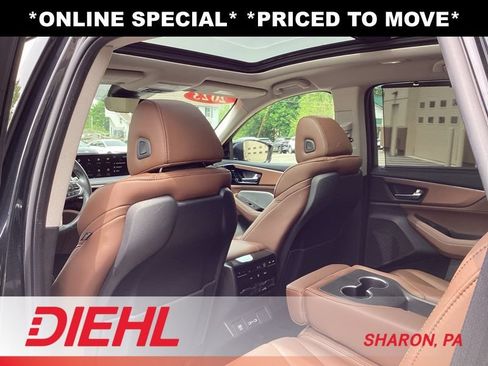 Used 2023 Acura MDX SH-AWD w/ Technology Package image 20