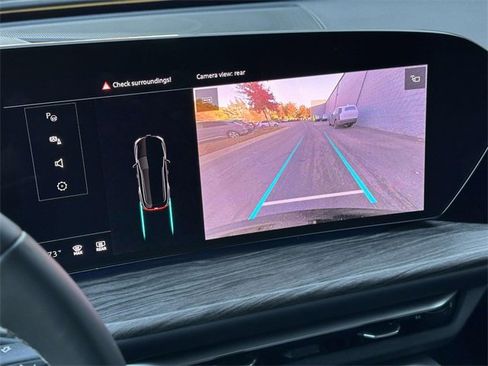 Certified 2025 Audi Q5 Premium w/ 19" Wheel Package image 27