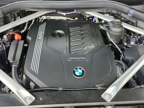 Used 2021 BMW X5 xDrive40i w/ Convenience Package image 26