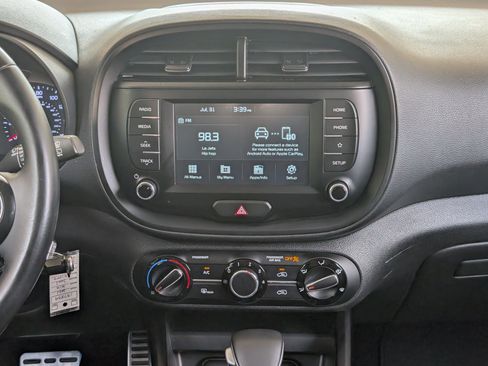 Used 2021 Kia Soul GT-Line FWD image 26
