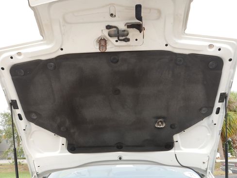 Used 1990 Buick Reatta Convertible image 85