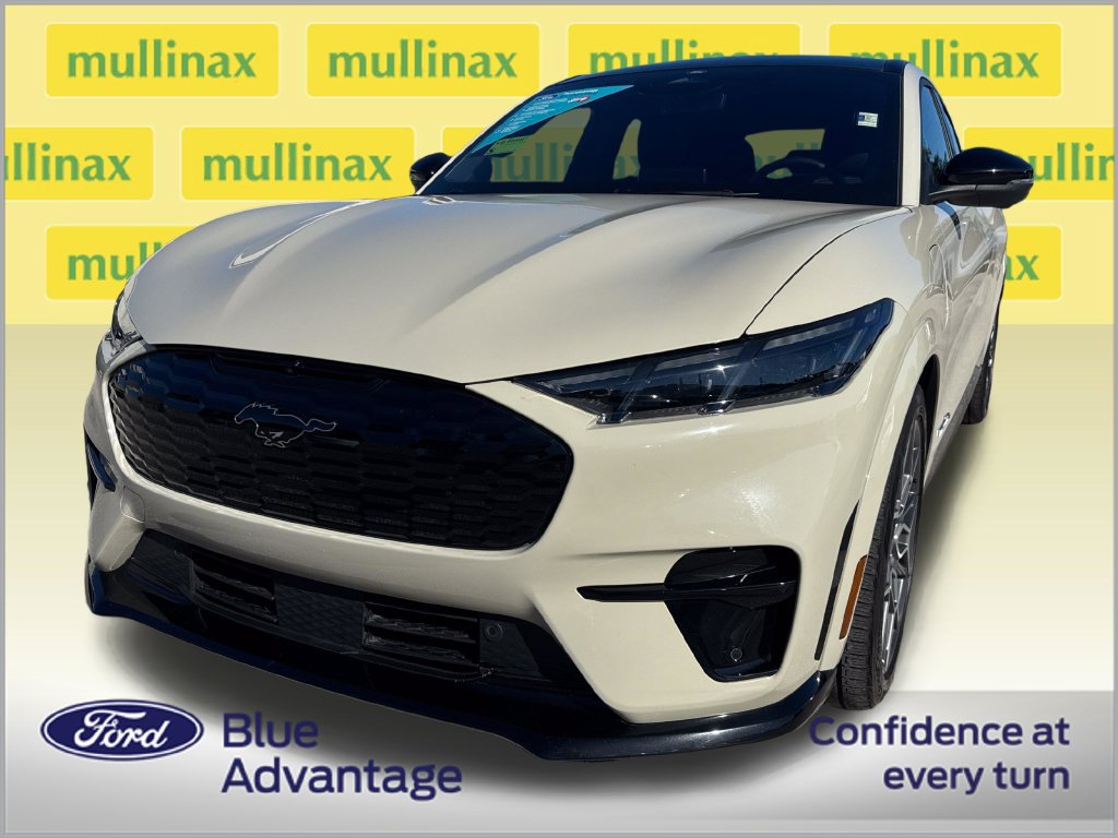 Certified 2025 Ford Mustang Mach-E GT AWD/4WD image 11