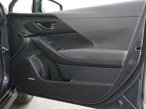 Used 2024 Subaru Crosstrek 2.5i Limited AWD/4WD image 6