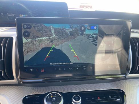 Used 2025 Ford Expedition Max Active image 26