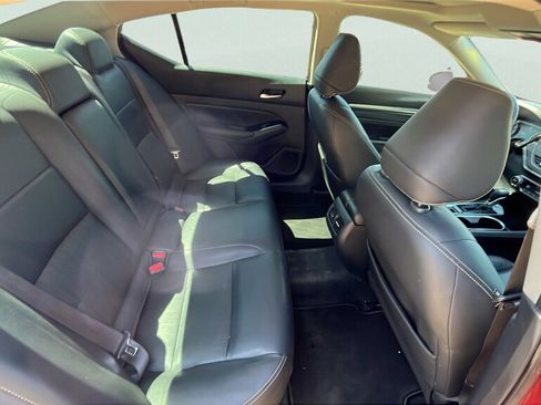 Used 2020 Nissan Altima 2.5 Platinum AWD/4WD image 18