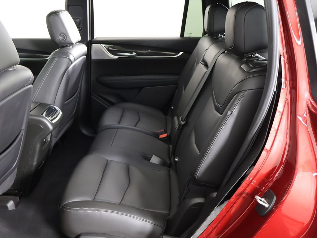 Used 2024 Cadillac XT6 Sport w/ LPO, Floor Liner Package AWD/4WD image 42