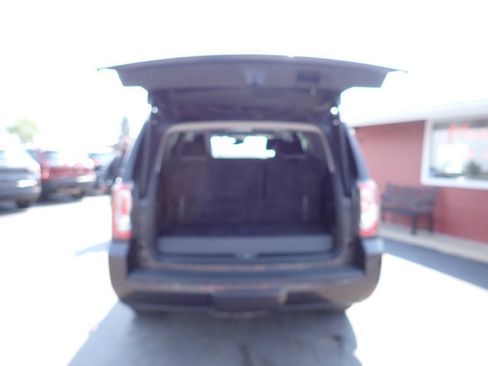 Used 2015 GMC Yukon SLE w/ Convenience Package AWD/4WD image 5