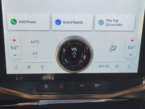 Used 2025 Ford F150 Lightning Lariat AWD/4WD image 30