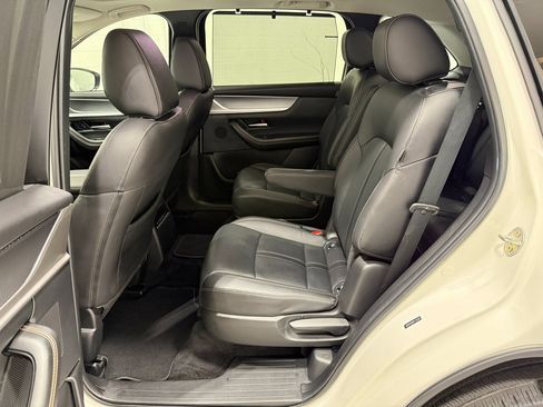 Used 2024 MAZDA CX-90 3.3 Turbo w/ Preferred Plus image 39