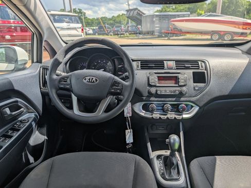 Used 2015 Kia Rio LX w/ Power Package FWD image 10