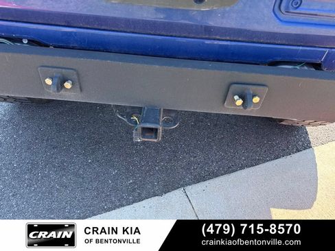 Used 2018 Jeep Wrangler Sport AWD/4WD image 13