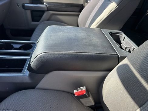 Used 2019 Ford F150 XLT image 12