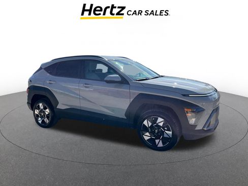 Used 2025 Hyundai Kona SEL image 1
