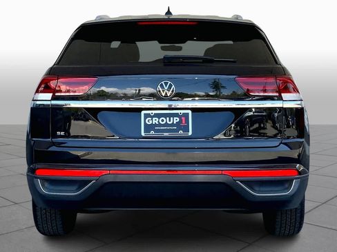 Used 2023 Volkswagen Atlas Cross Sport SE image 10