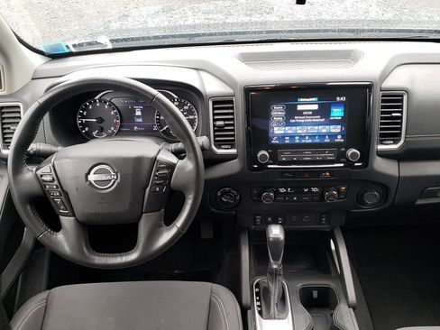 Used 2024 Nissan Frontier SV w/ SV Convenience Package image 11