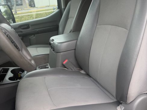 Used 2017 Nissan NV 3500 SV w/ SV Technology Package RWD image 7