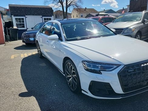 Used 2023 Audi A8 L 3.0T AWD/4WD image 3