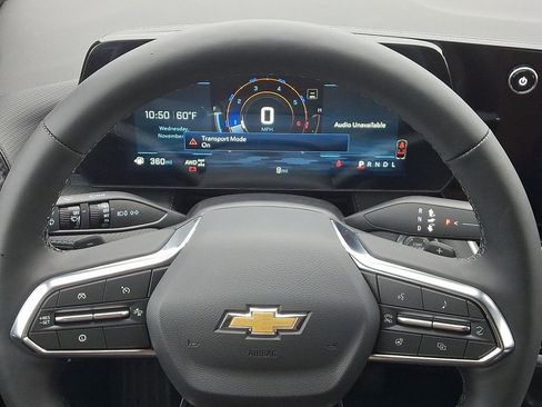 New 2026 Chevrolet Equinox LT w/ Convenience Package II image 9