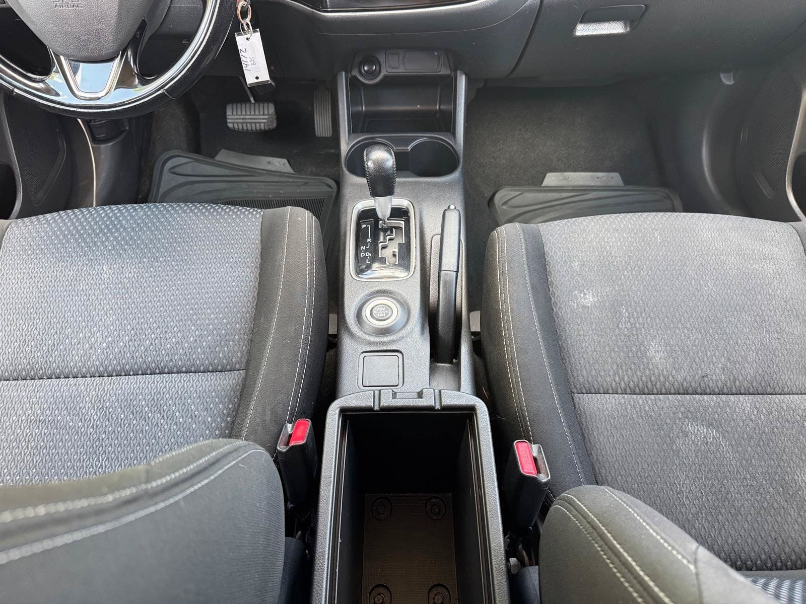 Used 2016 Mitsubishi Outlander ES AWD/4WD image 10