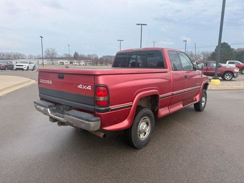 Used 1997 Dodge Ram 2500 Truck 4x4 Club Cab image 3