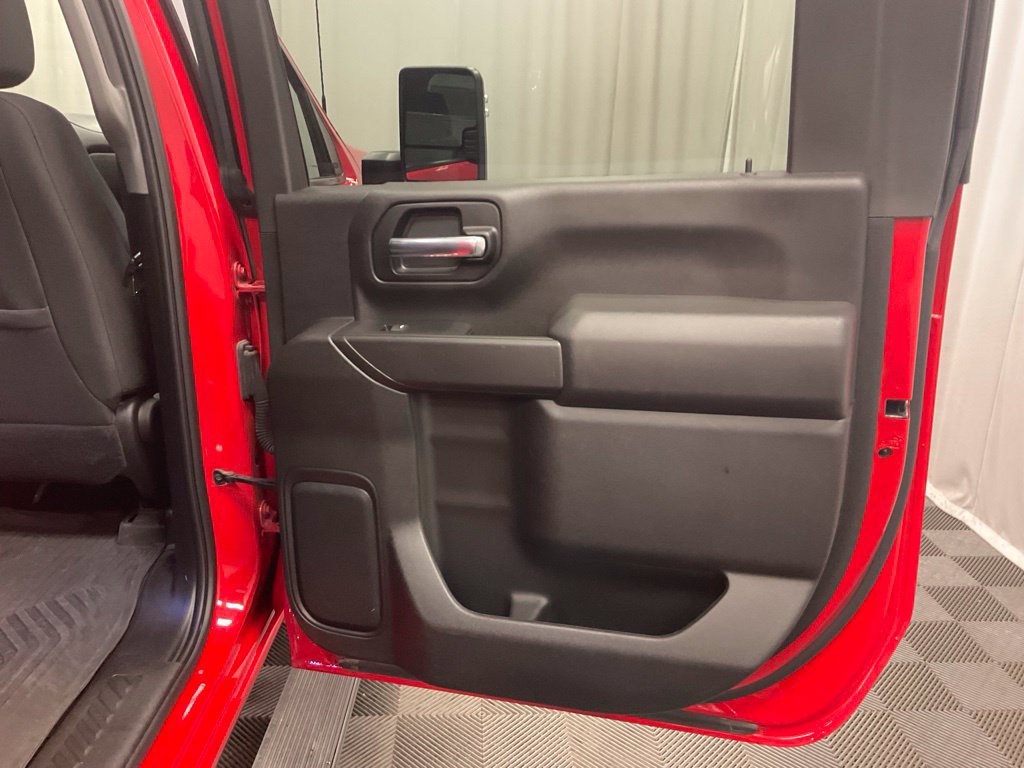 Used 2022 Chevrolet Silverado 3500 LT AWD/4WD image 21