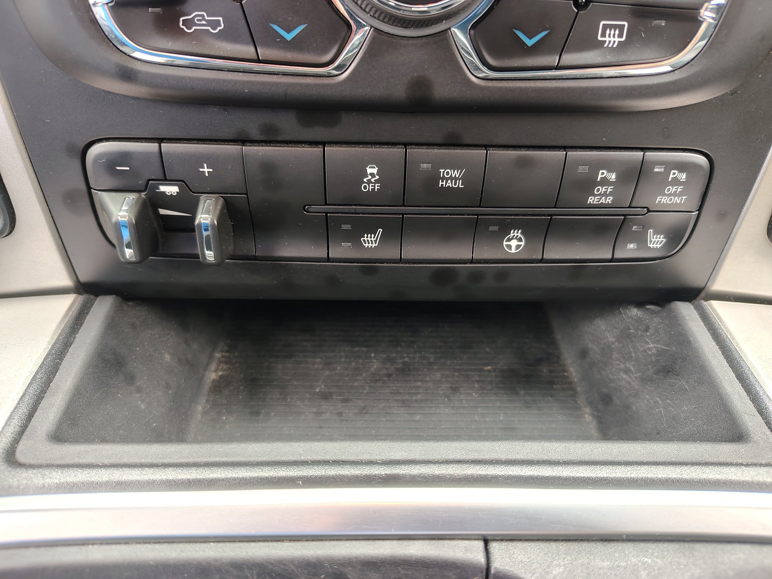 Used 2026 RAM 1500 Laramie w/ Night Edition AWD/4WD image 29