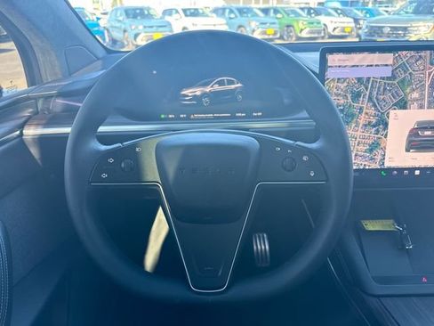 Used 2024 Tesla Model X AWD/4WD image 42
