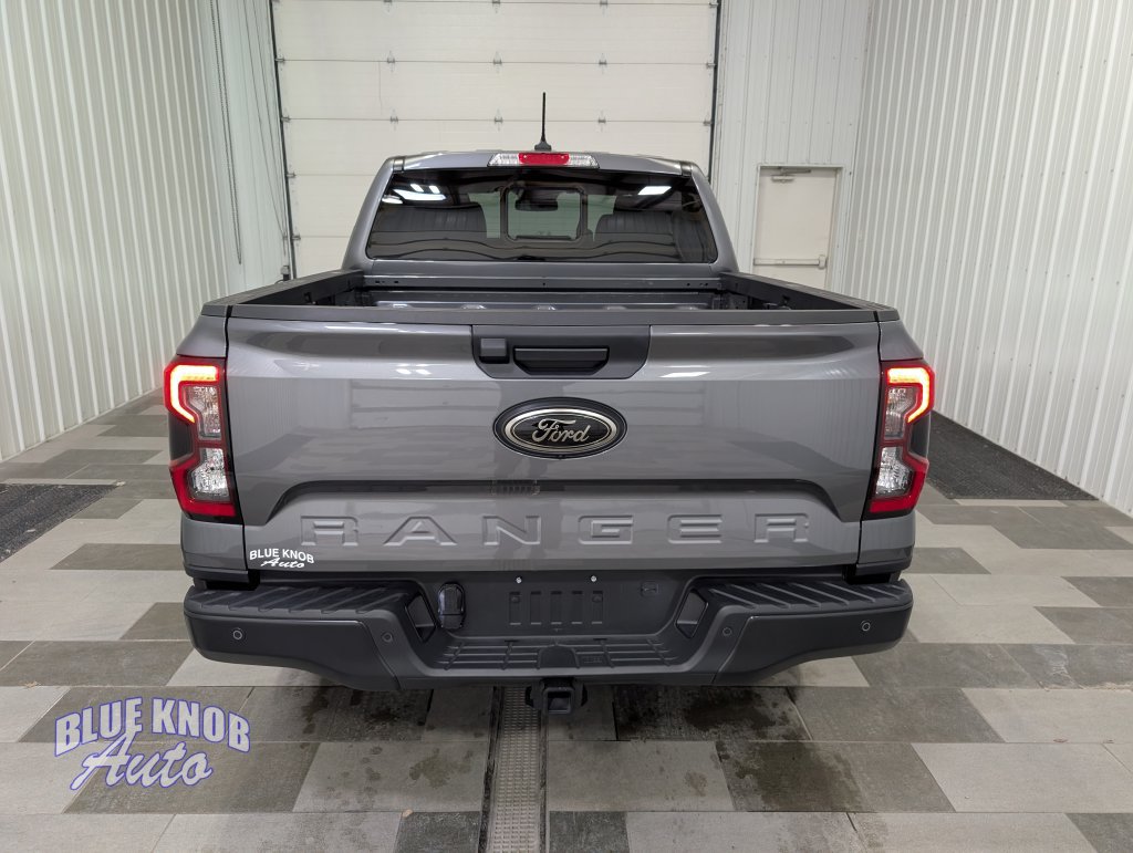 Used 2025 Ford Ranger Lariat w/ FX4 Off-Road Package AWD/4WD image 4