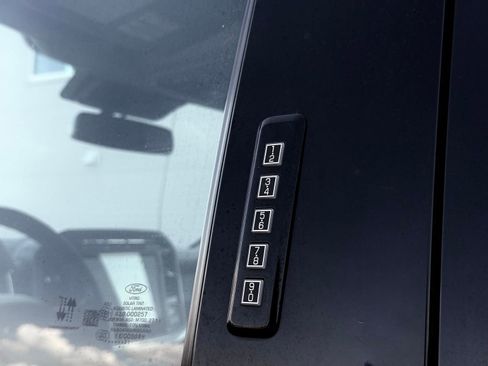 Used 2021 Ford F150 Lariat image 20