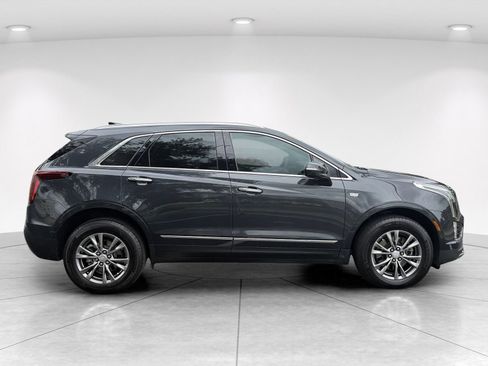 Used 2023 Cadillac XT5 Premium Luxury FWD image 3