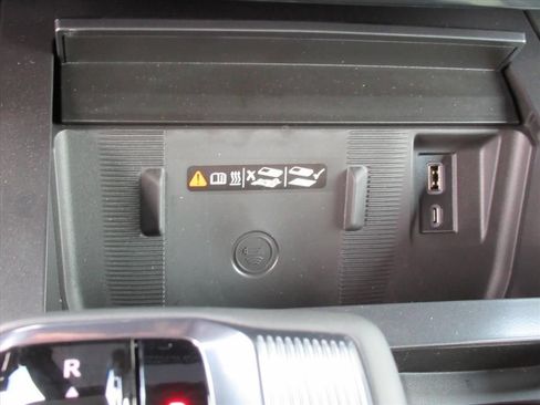Used 2026 GMC Hummer EV 4x4 Crew Cab image 25
