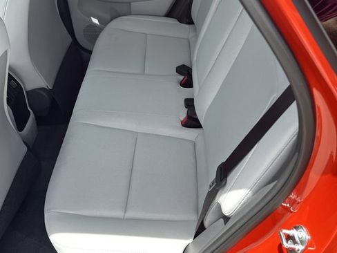 Used 2025 Hyundai Kona SEL FWD image 13